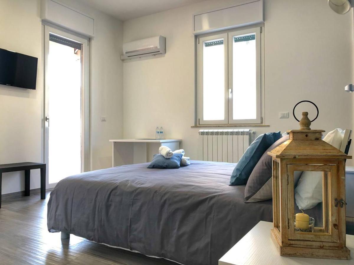 La Casa Di Amalia Panzió Palermo Kültér fotó
